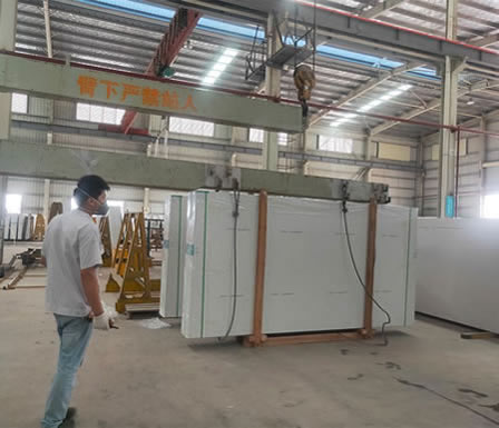 loading container 1
